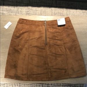 Old Navy Faux Suede Skirt -SZ 8
